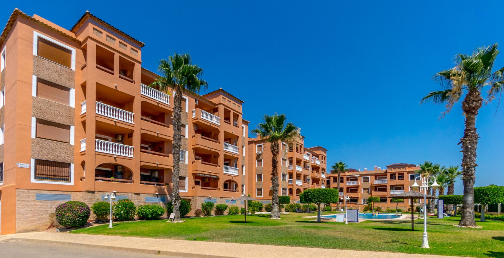 Resale - Apartment / flat - Orihuela Costa - Villamartín