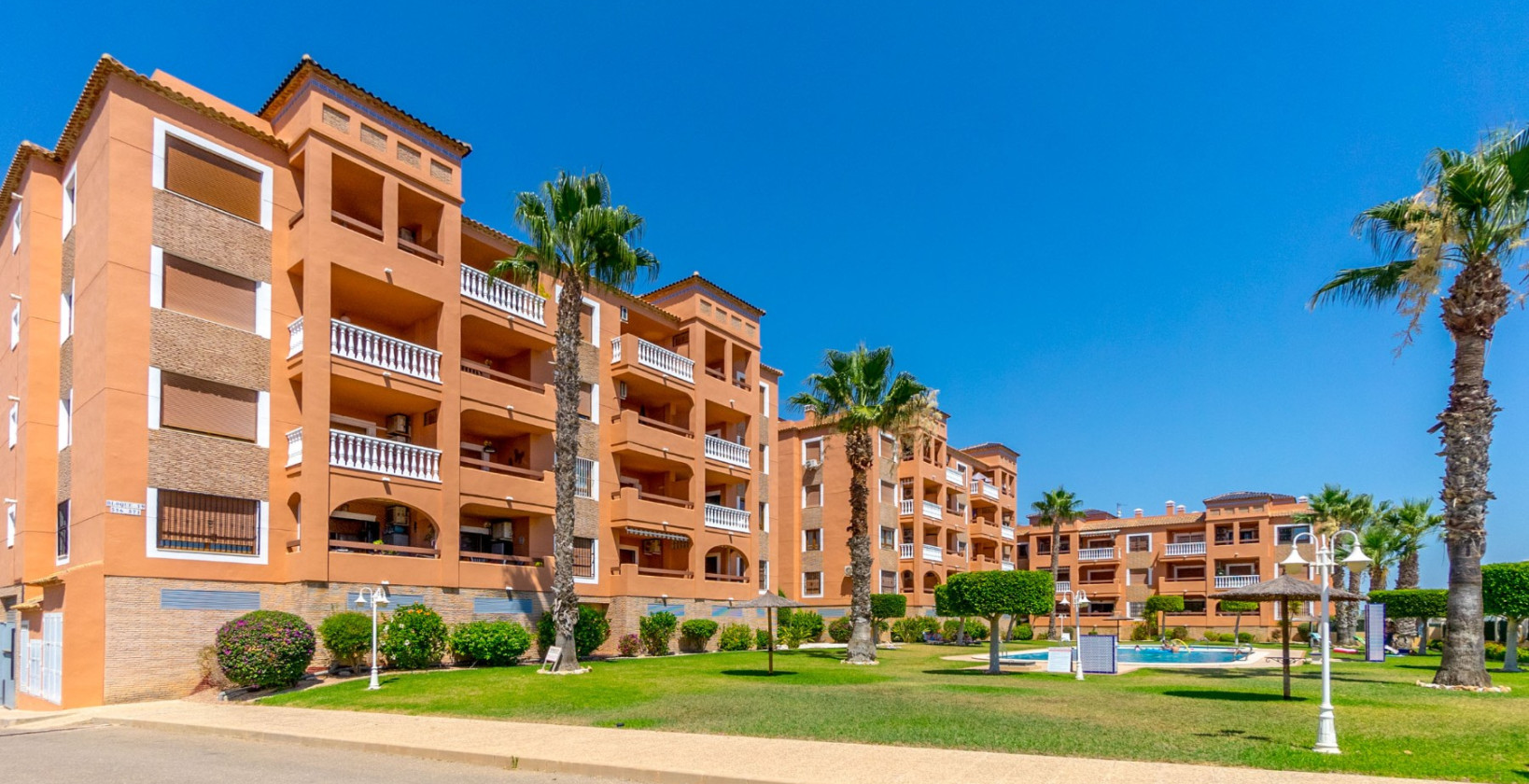 Återförsäljning - Lägenhet / lägenhet - Orihuela Costa - Villamartín