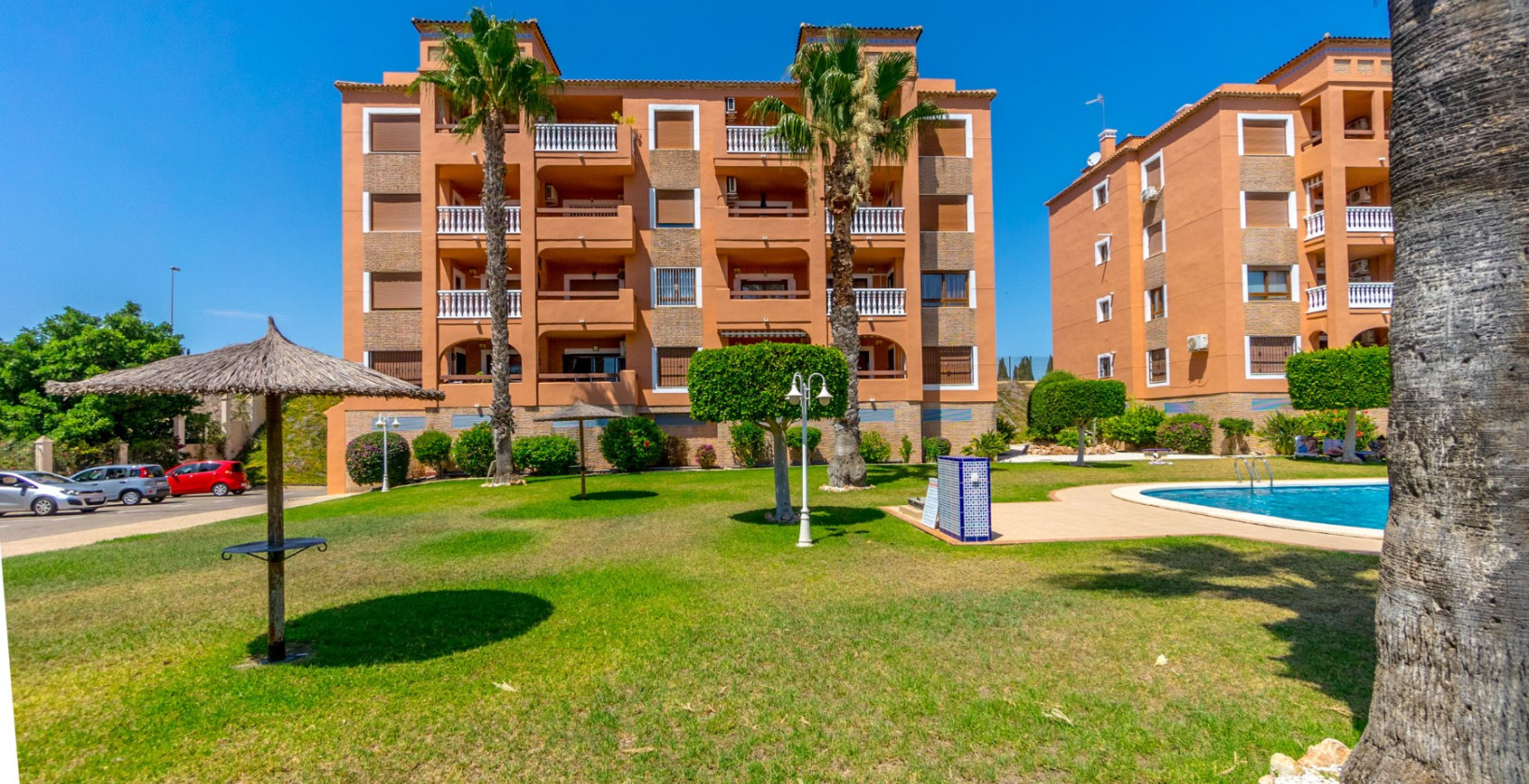 Återförsäljning - Lägenhet / lägenhet - Orihuela Costa - Villamartín