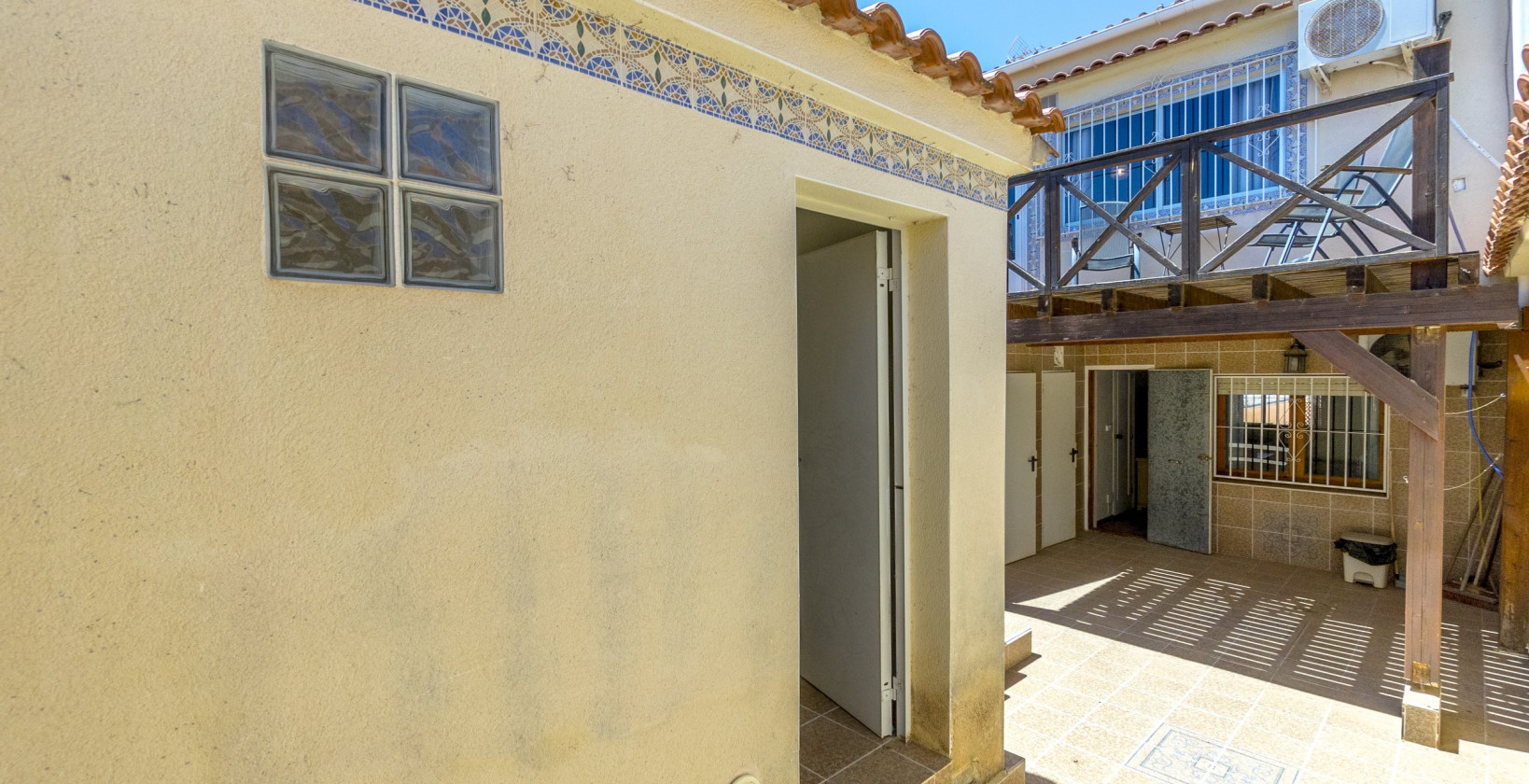 Resale - Townhouse - Los Balcones - Los Altos del Edén - Los Balcones