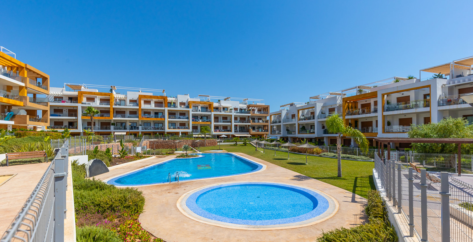 Resale - Apartment / flat - Orihuela Costa - Villamartín-Las Filipinas