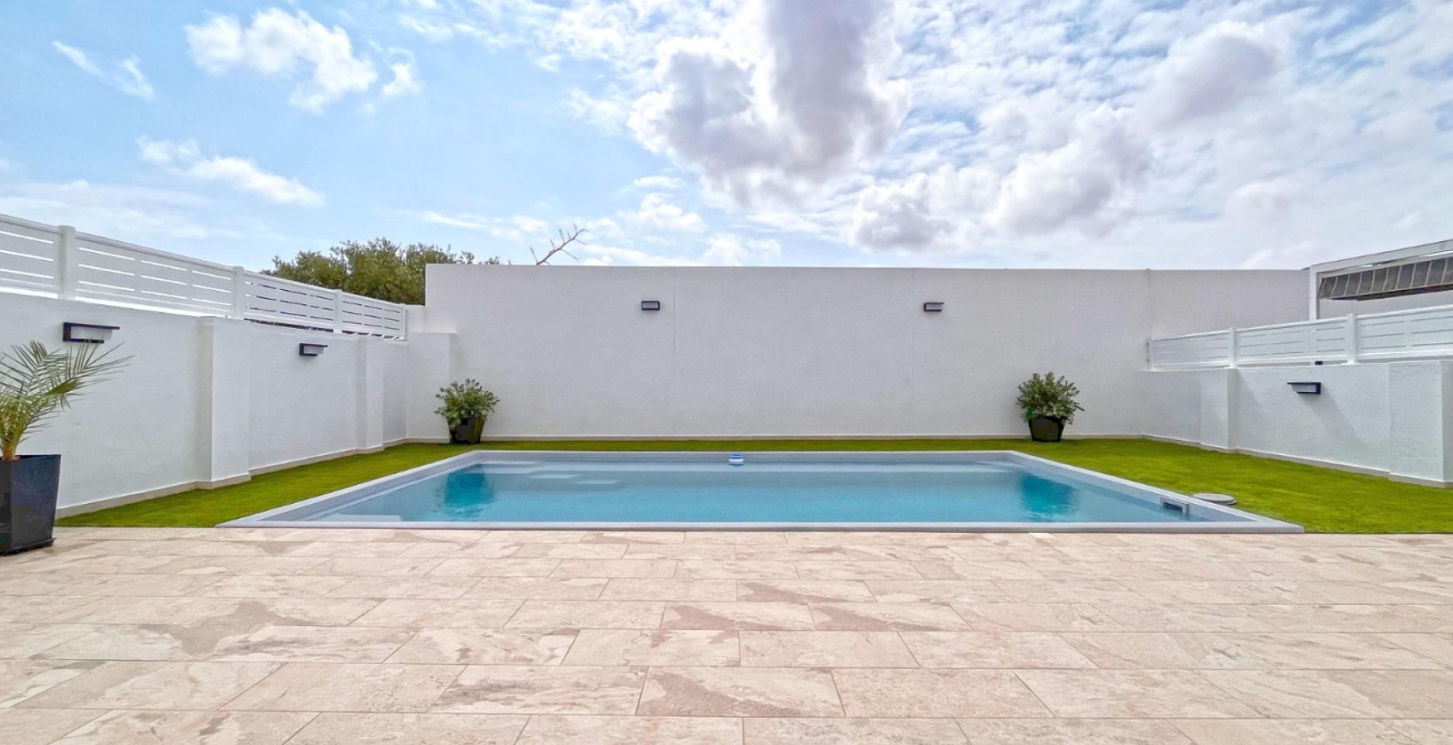 Återförsäljning - Villa - Torrevieja - San Luis