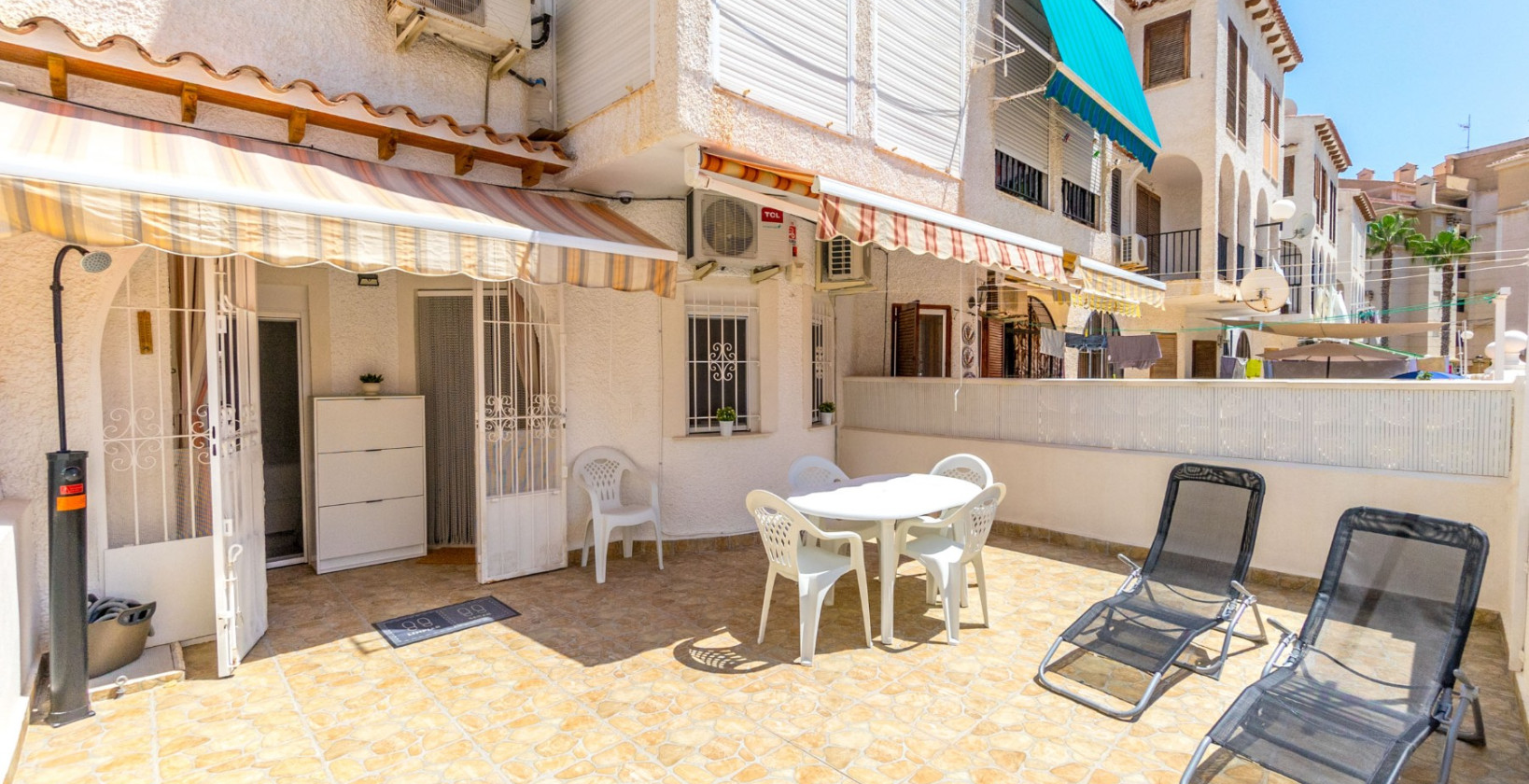 Resale - Apartment / flat - Torrevieja - Playa de los Locos