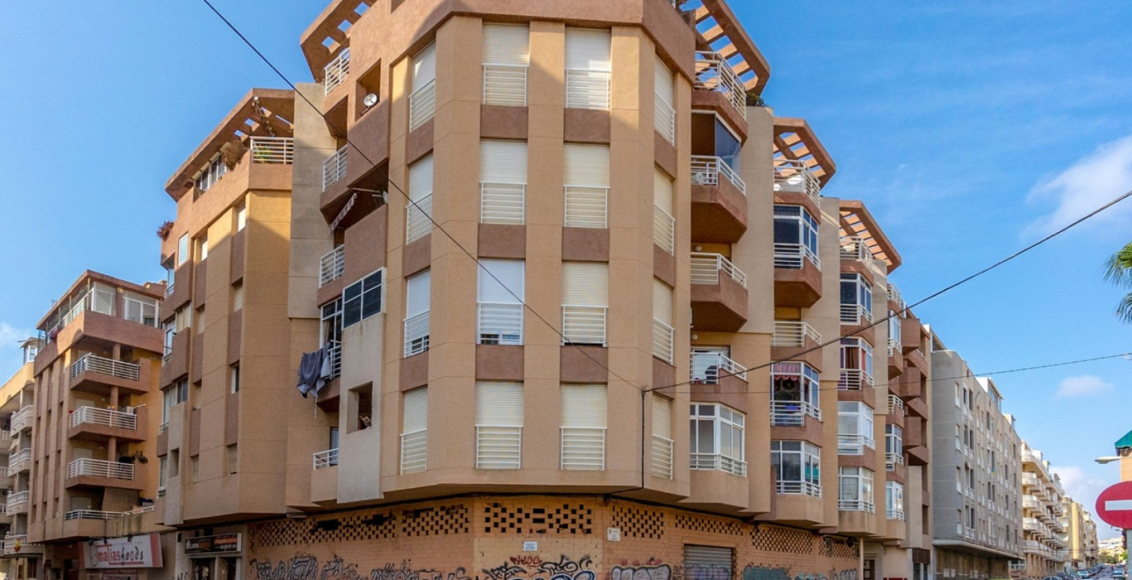 Resale - Commercial - Torrevieja