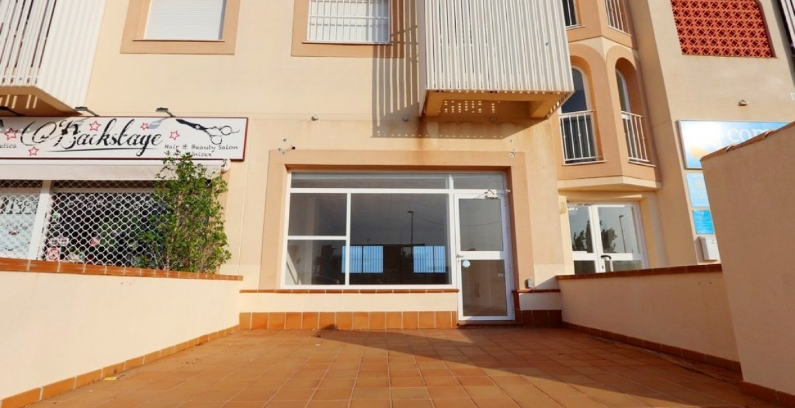 Reventa - Commercial Unit - Orihuela Costa - Agua Marina