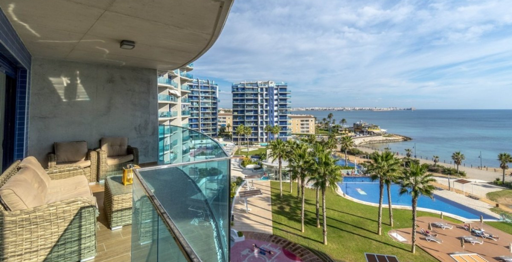 Resale - Apartment / flat - Torrevieja - Punta prima