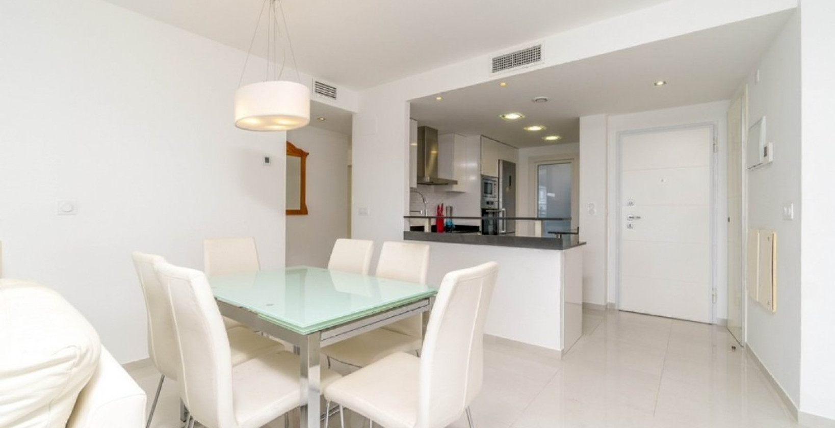 Resale - Apartment / flat - Torrevieja - Punta prima