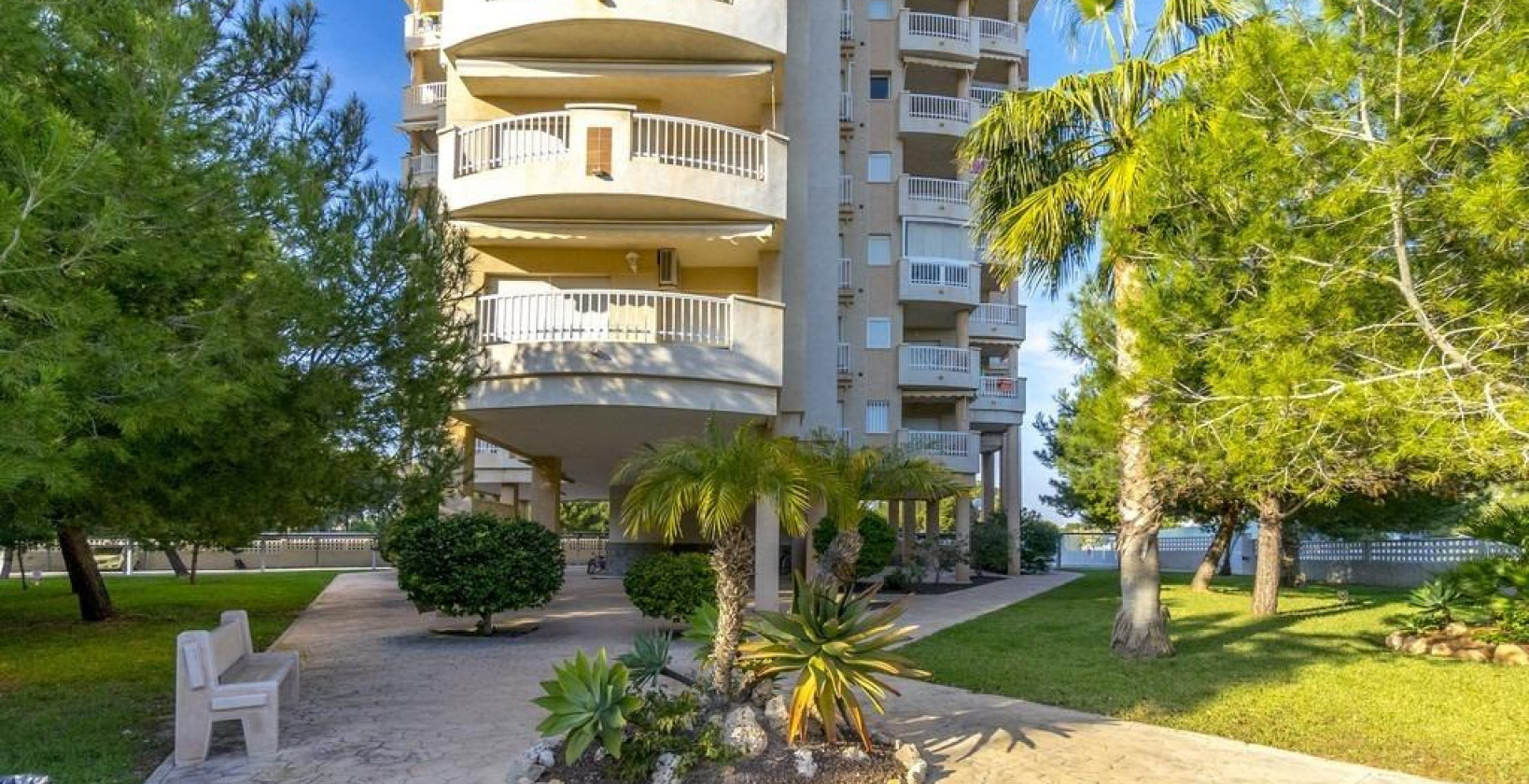 Resale - Apartment / flat - Orihuela Costa - Campoamor