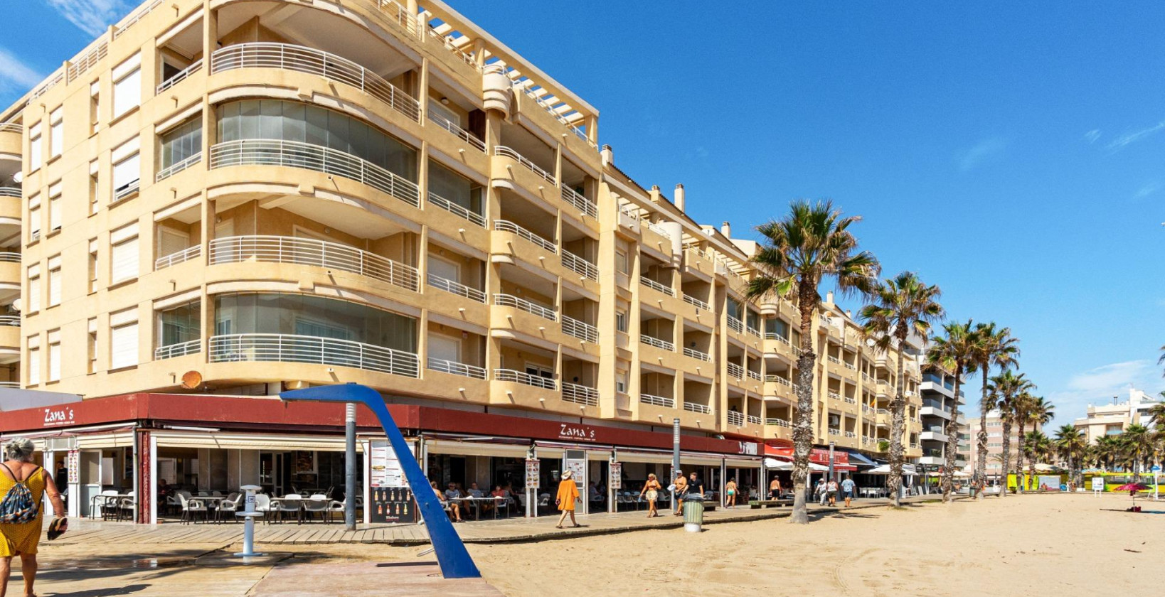 Resale - Apartment / flat - Torrevieja - La Mata pueblo