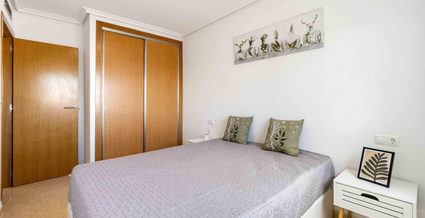 Resale - Apartment / flat - Guardamar del Segura - CENTRO