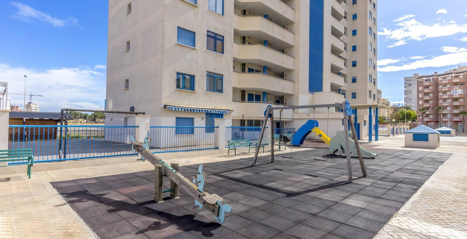 Resale - Apartment / flat - Guardamar del Segura - CENTRO