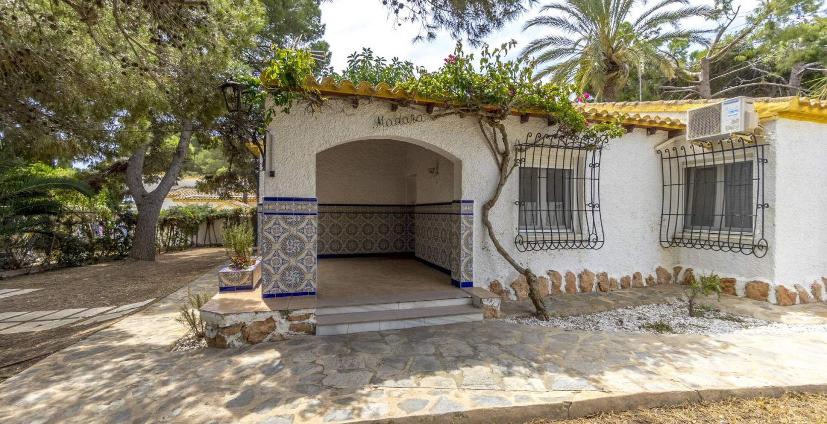 Återförsäljning - Villa - Orihuela Costa - Punta Prima