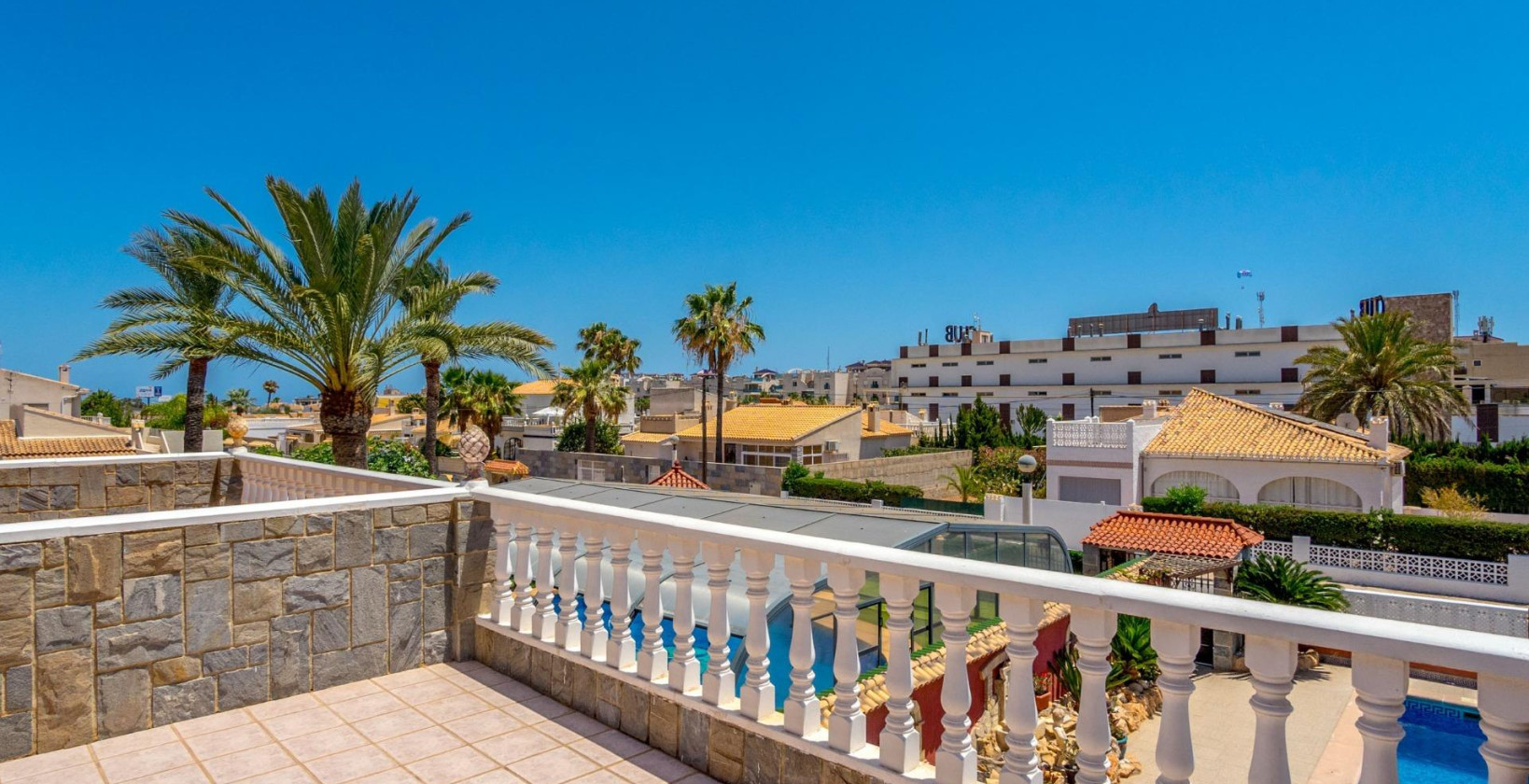 Återförsäljning - Villa - Orihuela Costa - Campoamor