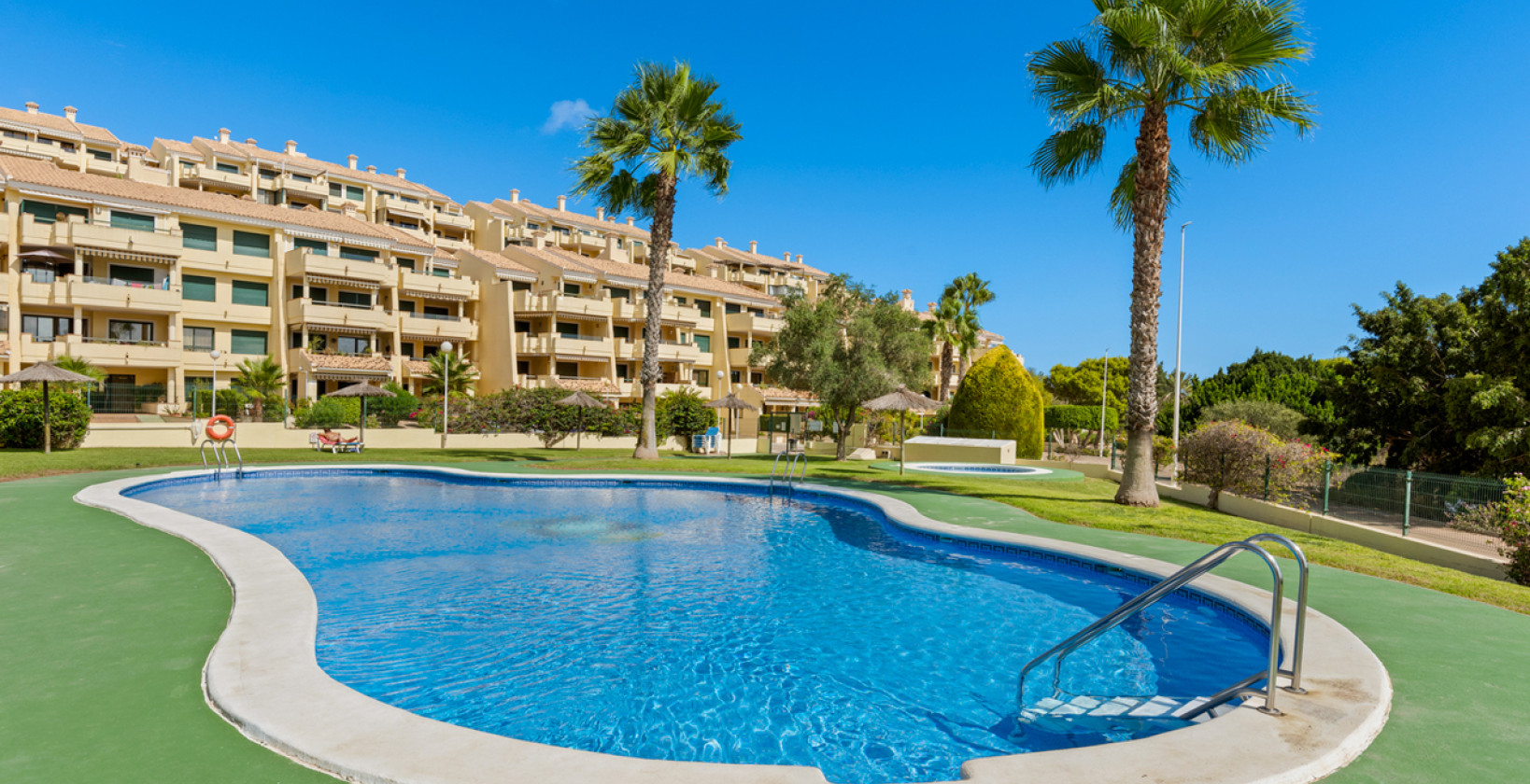 Resale - Apartment / flat - Campoamor