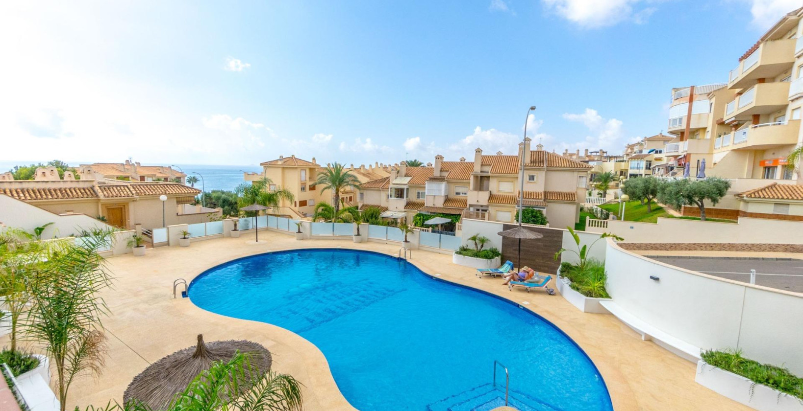 Resale - Apartment / flat - Orihuela Costa - Campoamor