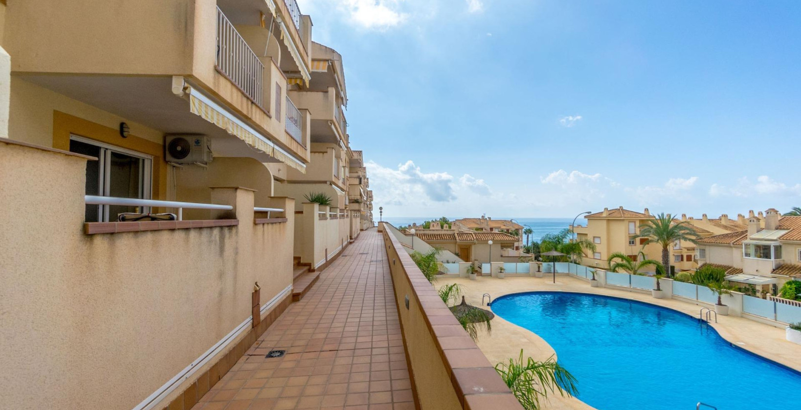 Resale - Apartment / flat - Orihuela Costa - Campoamor