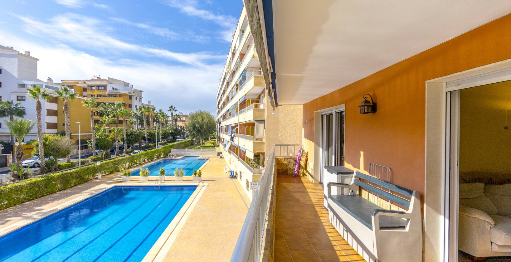 Resale - Apartment / flat - Torrevieja - El Acequión