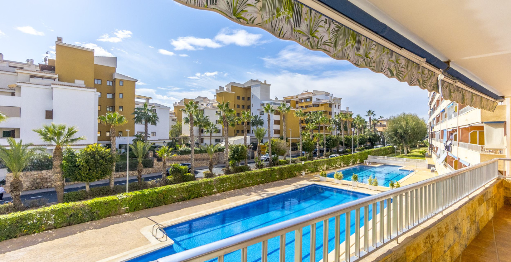 Resale - Apartment / flat - Torrevieja - El Acequión