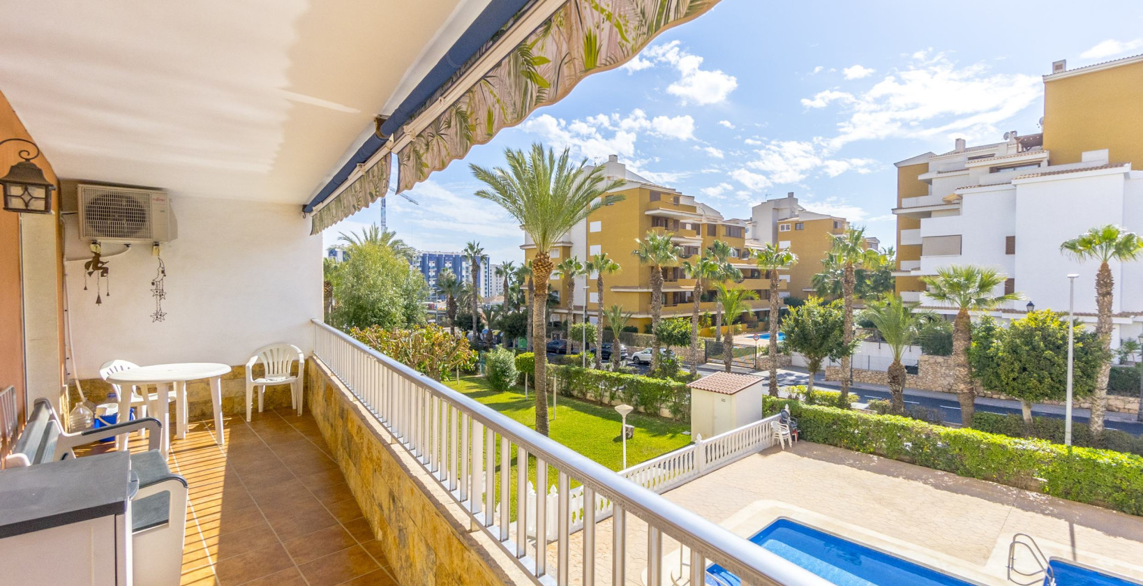 Resale - Apartment / flat - Torrevieja - El Acequión