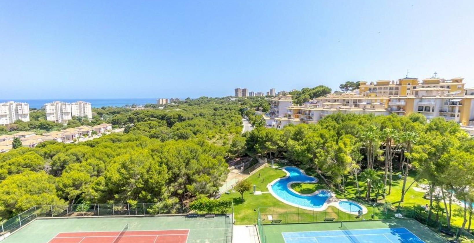 Resale - Apartment / flat - Orihuela Costa - Altos de Campoamor