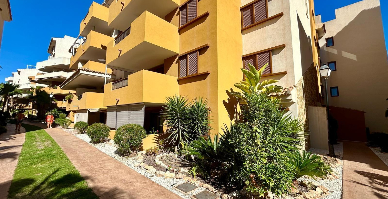 Resale - Apartment / flat - Torrevieja - Punta prima