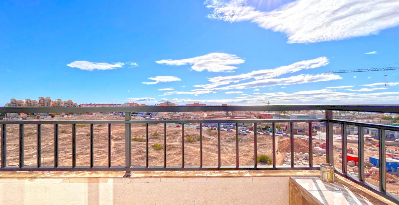 Resale - Apartment / flat - Torrevieja - Torrelamata - La Mata