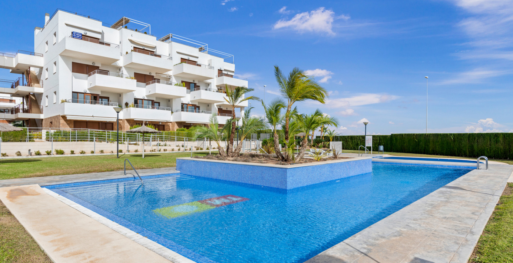 Resale - Apartment / flat - Cabo Roig