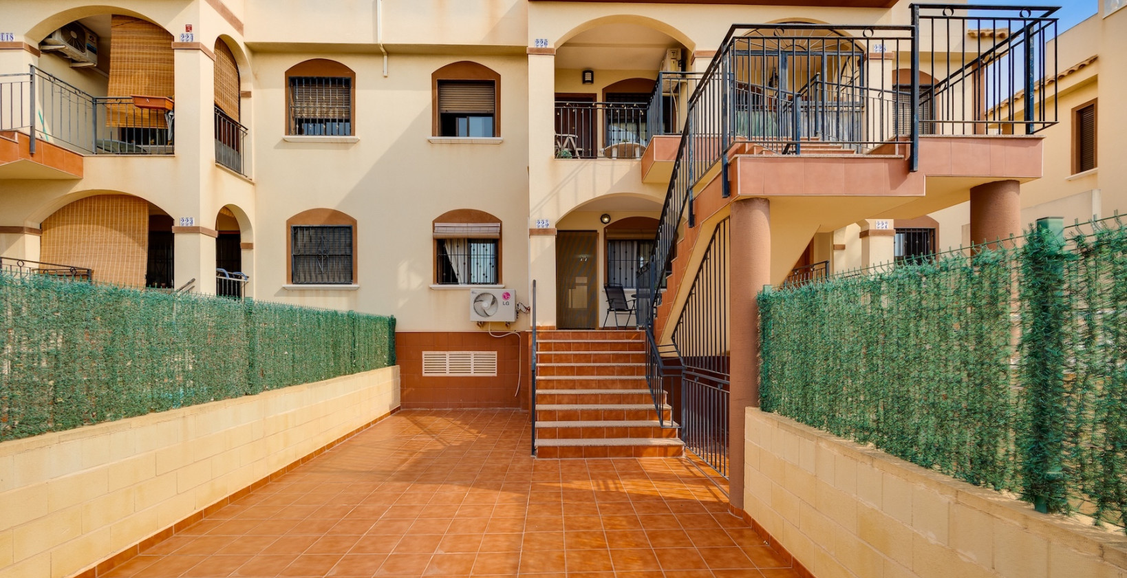 Återförsäljning - Bungalow - Torrevieja - Sector 25