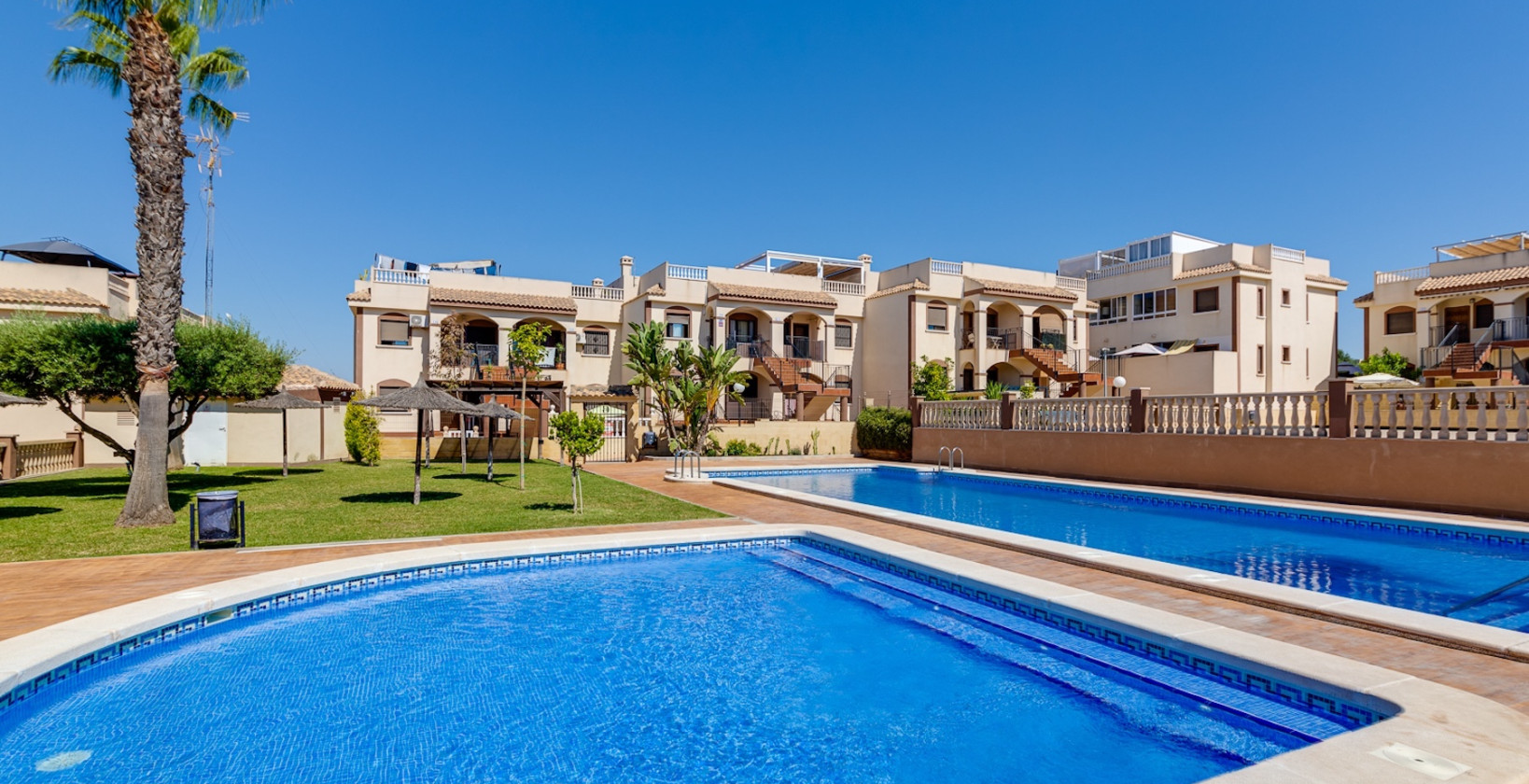 Återförsäljning - Bungalow - Torrevieja - Sector 25