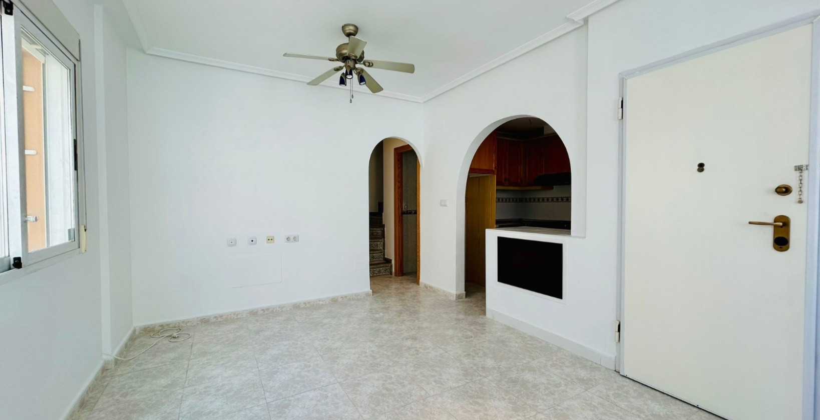 Resale - Single Family Home - Torrevieja - Sector 25