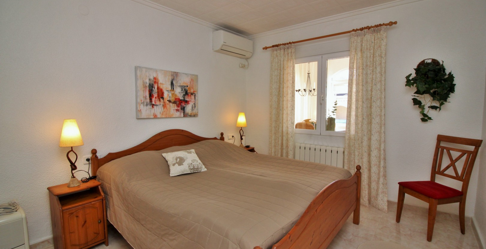 Resale - Villa - Torrevieja - La Siesta