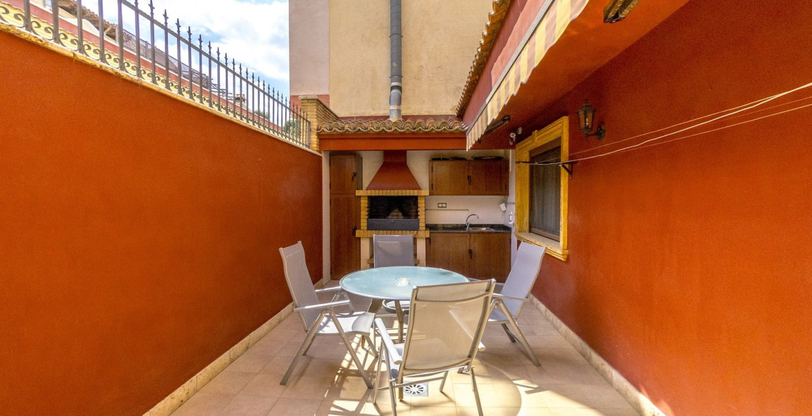 Resale - Villa - Orihuela