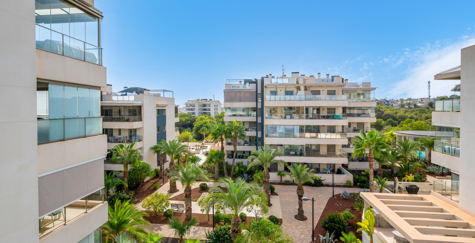 Resale - Apartment / flat - Orihuela Costa - Los Dolses