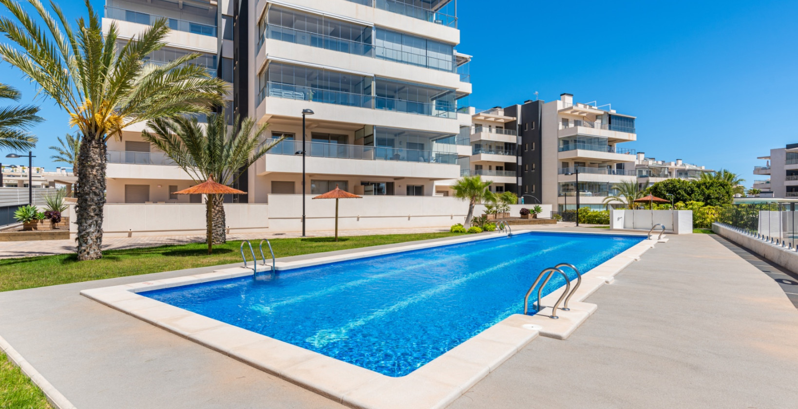 Resale - Apartment / flat - Orihuela Costa - Los Dolses