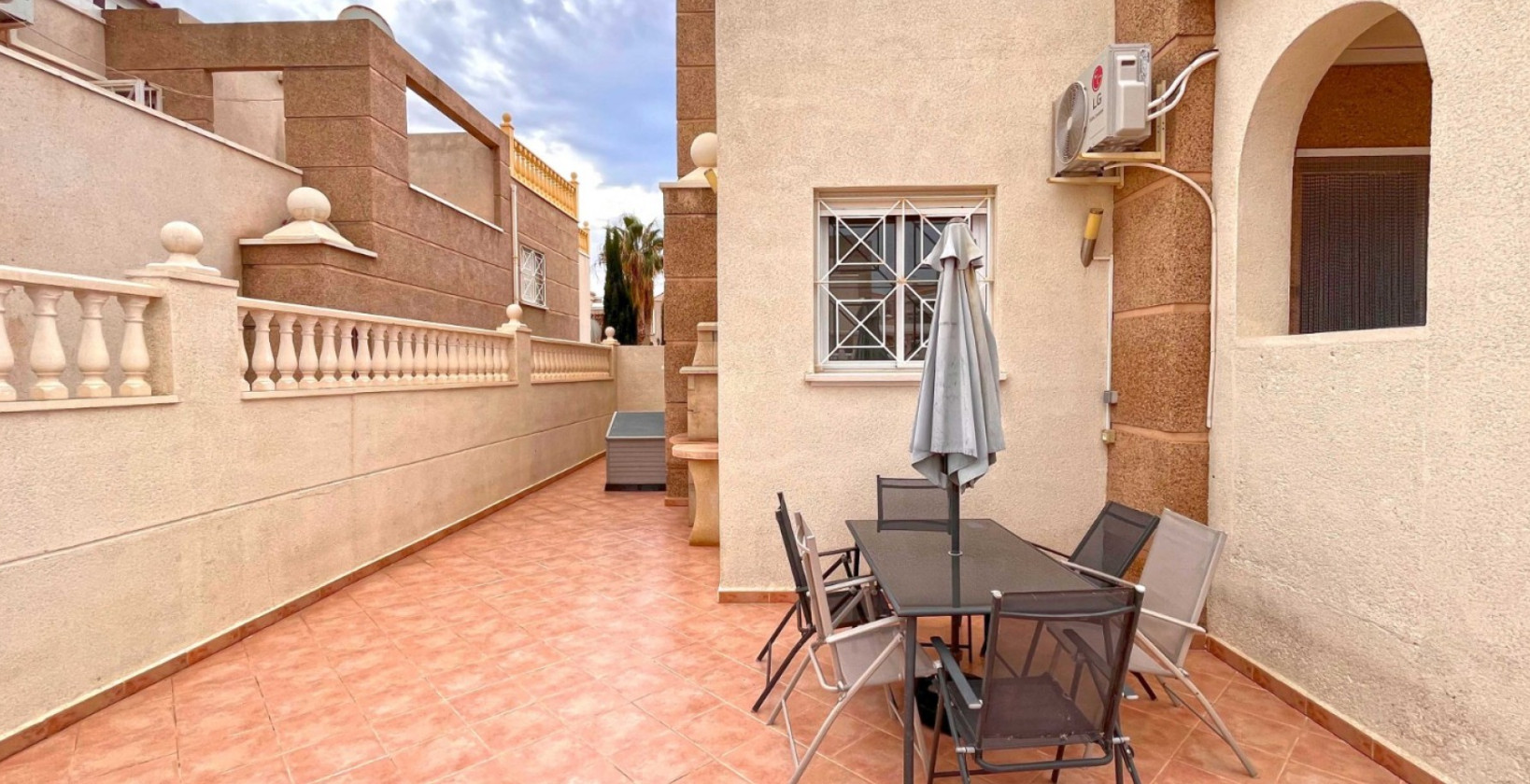 Resale - Townhouse - Torrevieja - Torrelamata - La Mata