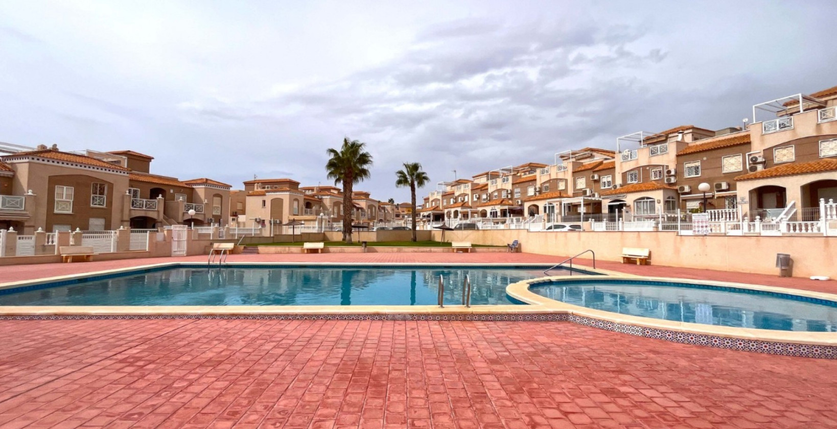 Resale - Townhouse - Torrevieja - Torrelamata - La Mata