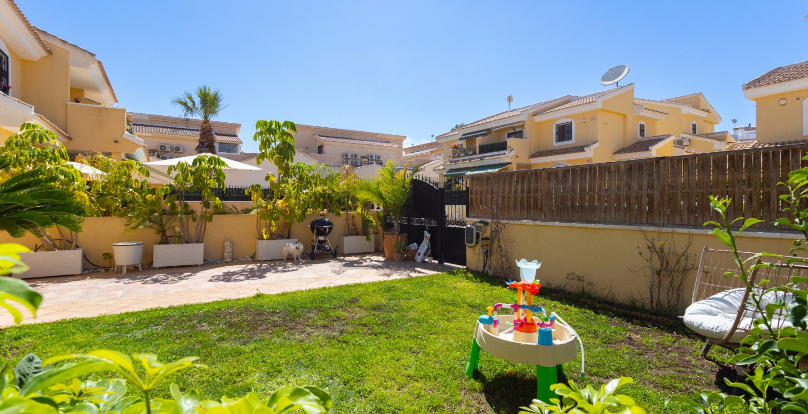 Resale - Villa - Orihuela Costa - Los Dolses