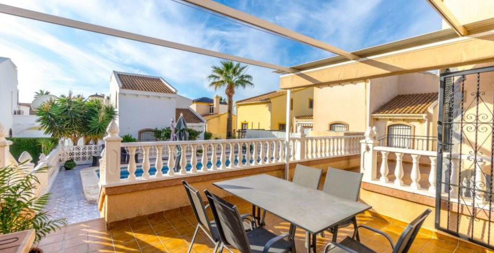 Resale - Link Detached - Orihuela Costa - Playa Flamenca