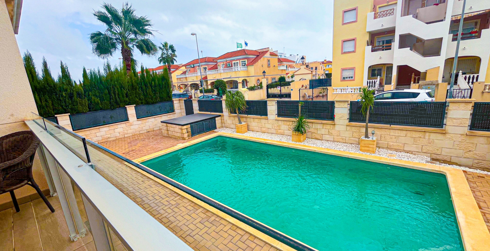 Resale - Villa - Orihuela Costa