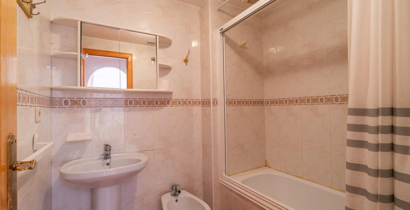 Resale - Apartment / flat - Torrevieja - Nueva Torrevieja