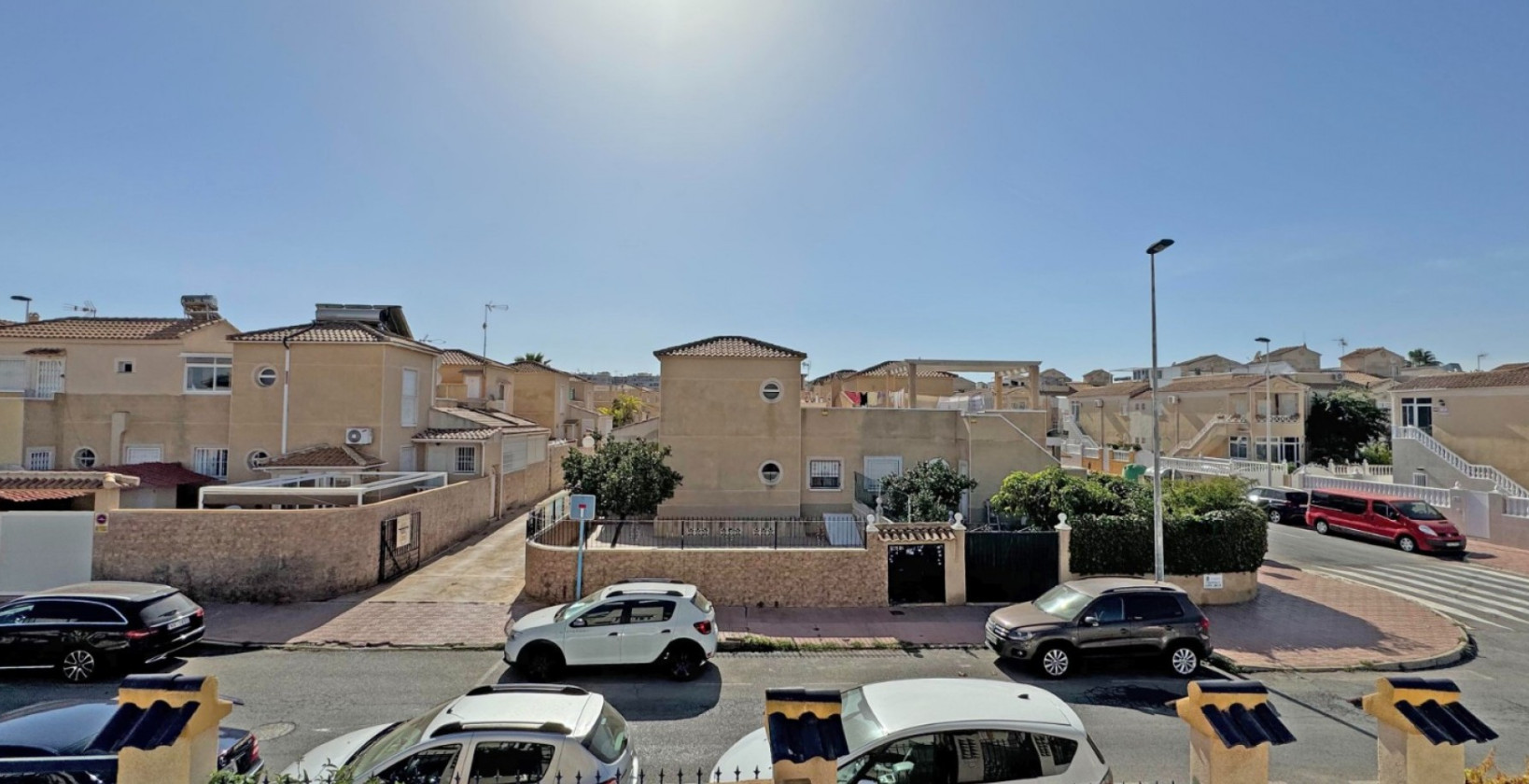 Resale - Apartment / flat - Torrevieja