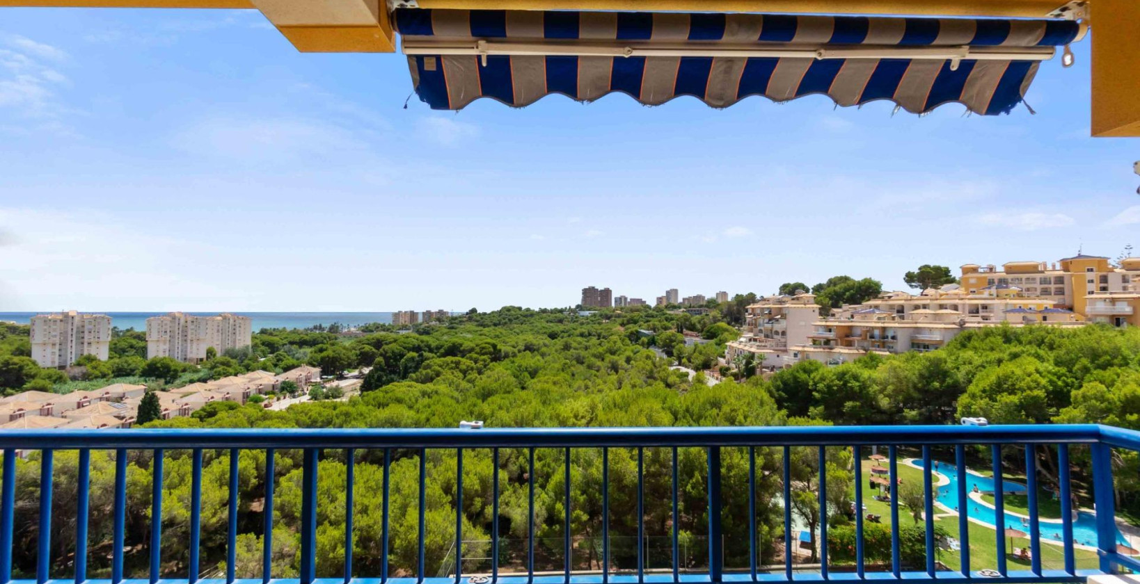 Resale - Apartment / flat - Orihuela Costa - Campoamor