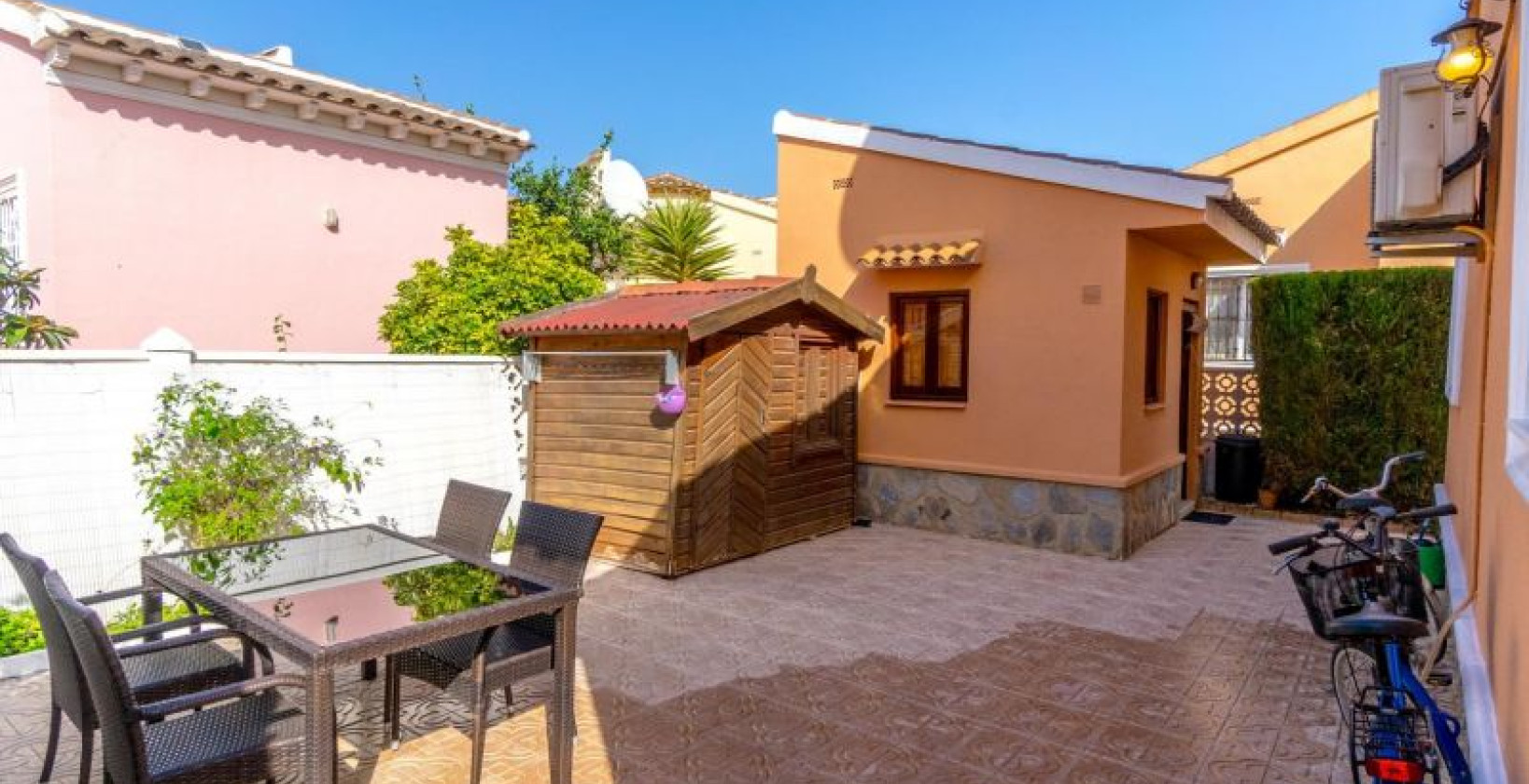 Resale - Villa - Orihuela Costa - Playa Flamenca