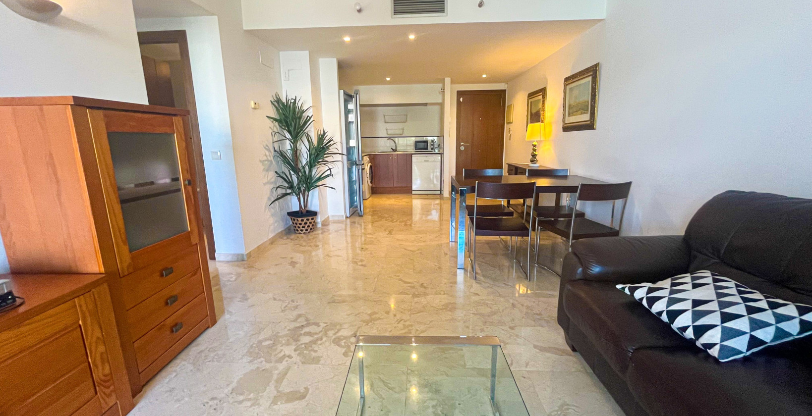 Resale - Apartment / flat - Torrevieja - Punta Prima