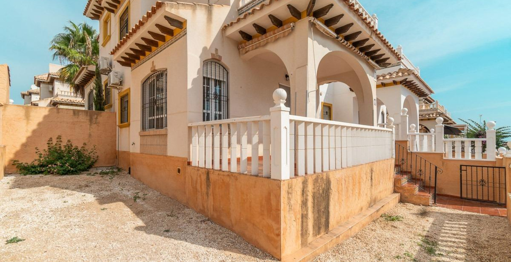 Återförsäljning - Villa - Orihuela Costa - Los Dolses