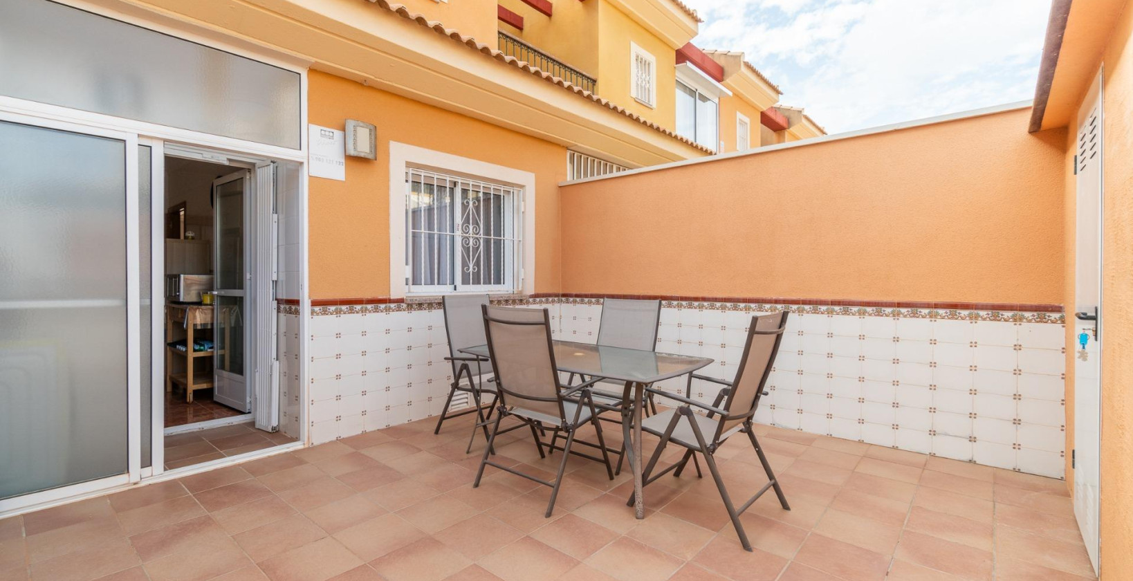 Resale - Bungalow - Orihuela Costa - Los Dolses