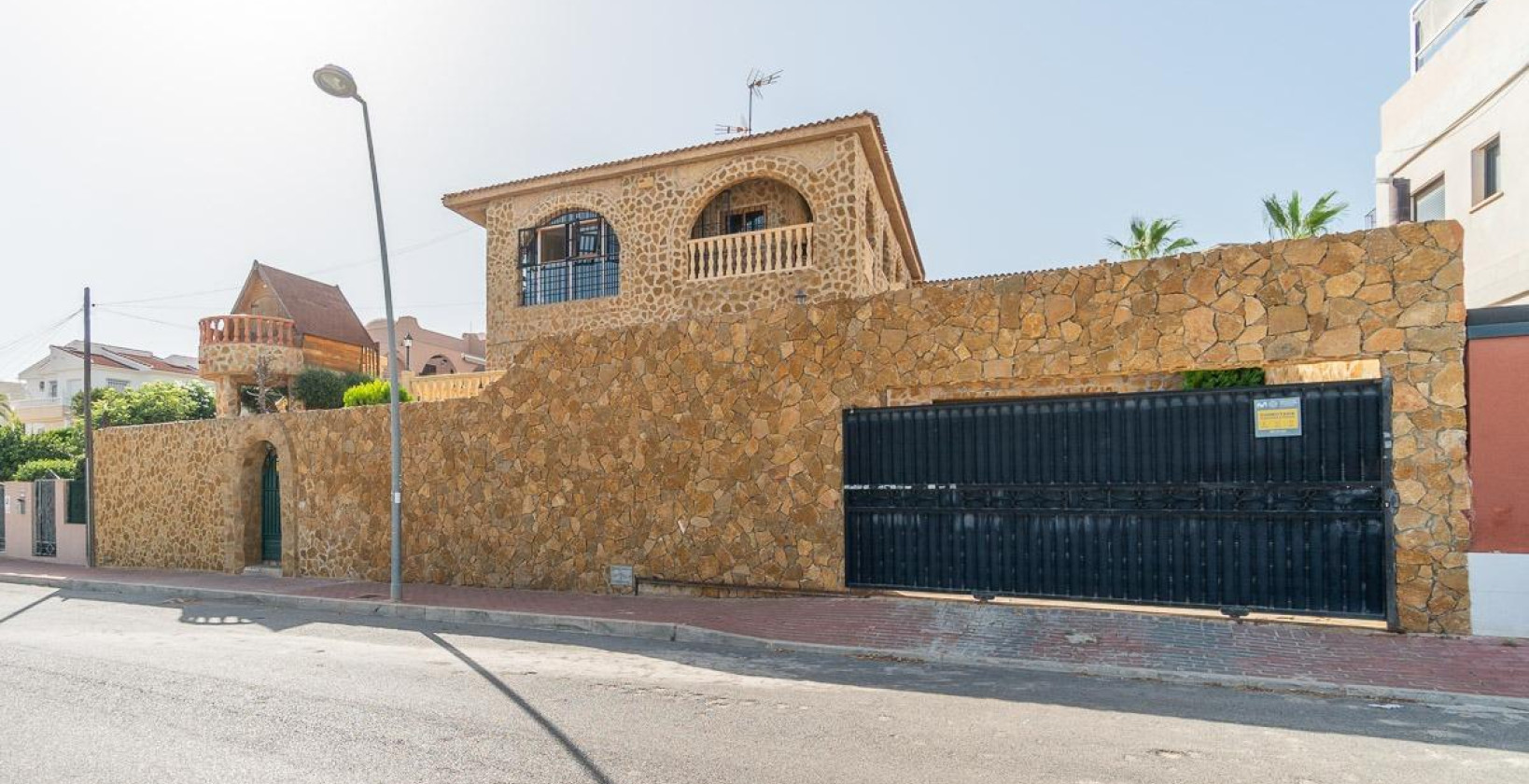 Återförsäljning - Villa - Orihuela Costa - Los Balcones