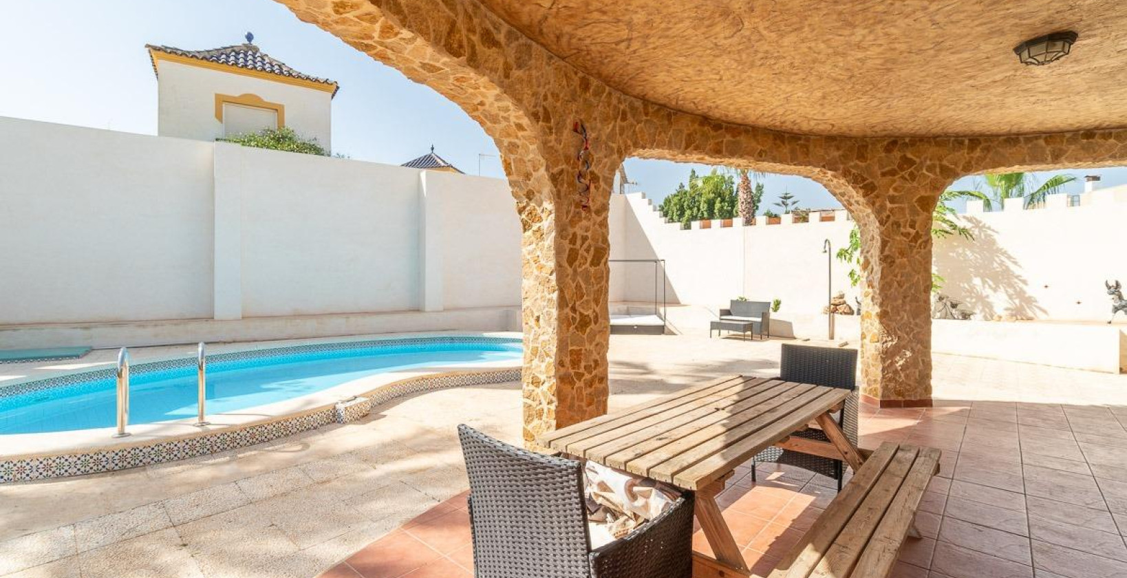 Återförsäljning - Villa - Orihuela Costa - Los Balcones