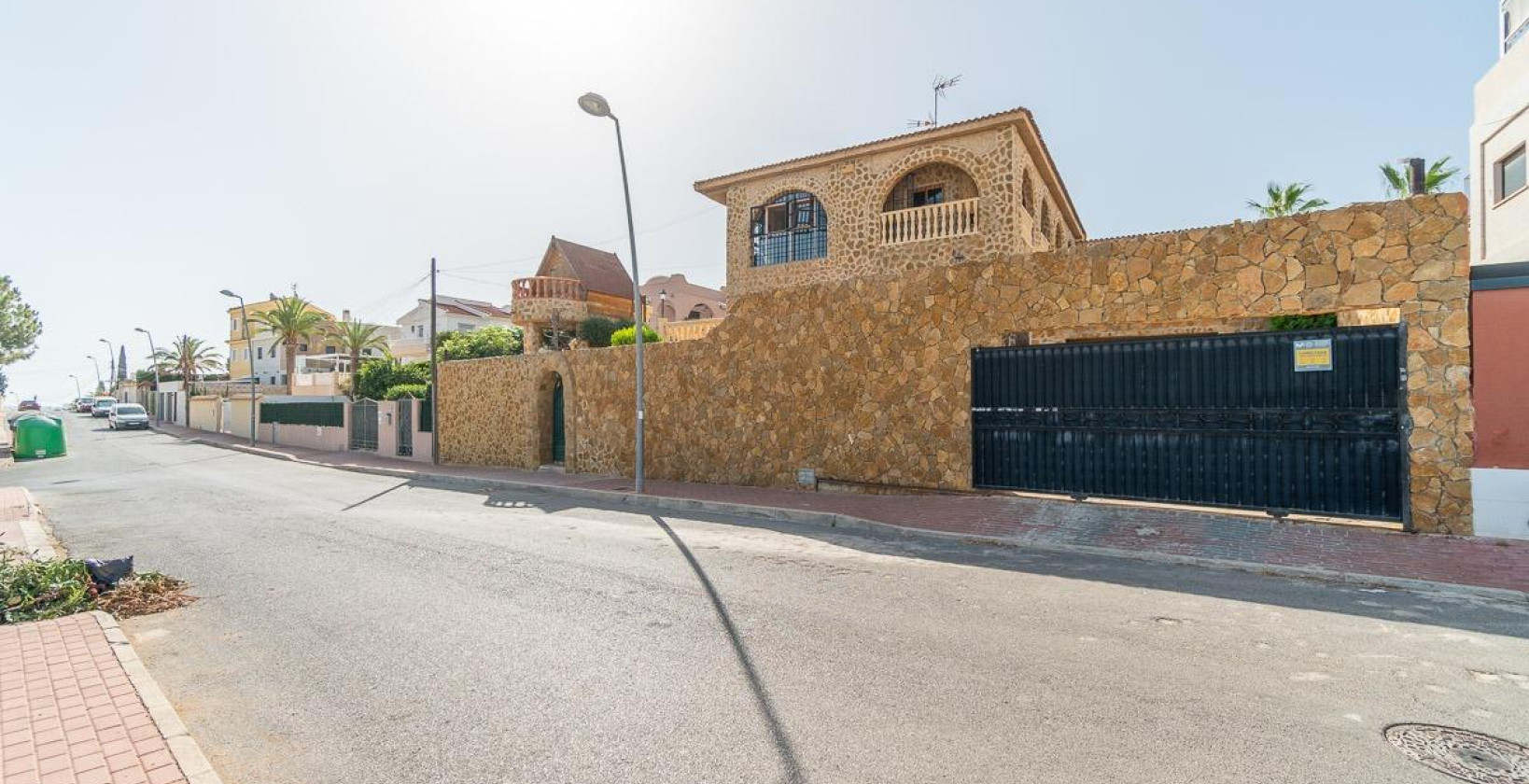 Återförsäljning - Villa - Orihuela Costa - Los Balcones