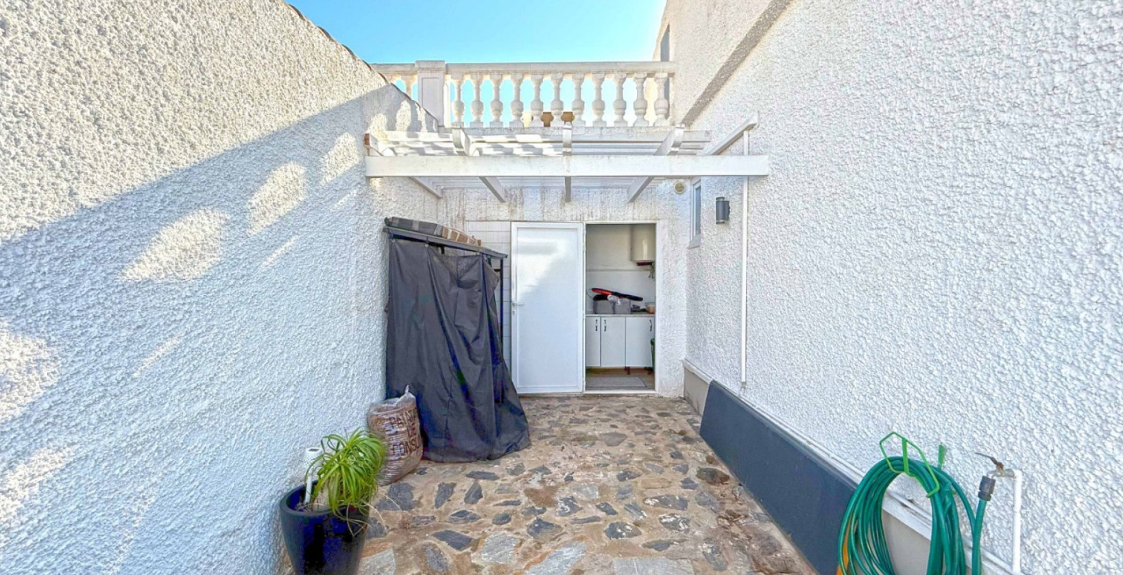 Återförsäljning - Villa - Torrevieja - La Siesta - El Salado -  Torreta